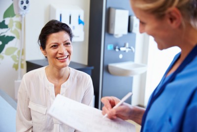 gynaecologist and patient